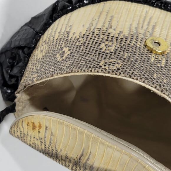 Vintage Snakeskin Clutch Purse Womens Cream Black Snap Closure Crossbody Strap - Picture 6 of 10